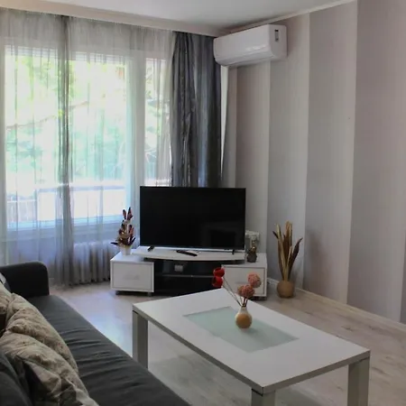 Near Ndk Biairbnb Daire